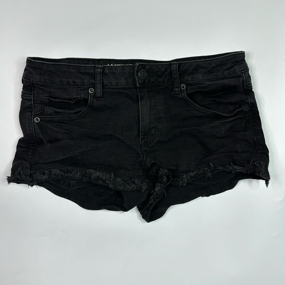 American Eagle Super Stretch Super Low Shortie Black Shorts Size 12 - Picture 1 of 9